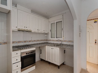 Apartamento con garaje en C/ Nicomedes Gómez 4