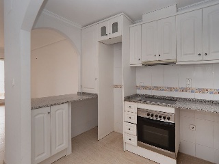 Apartamento con garaje en C/ Nicomedes Gómez 5