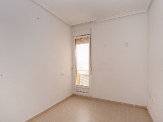 Apartamento con garaje en C/ Nicomedes Gómez 9