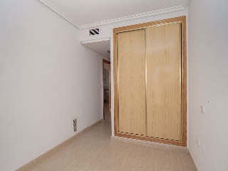 Apartamento con garaje en C/ Nicomedes Gómez 10