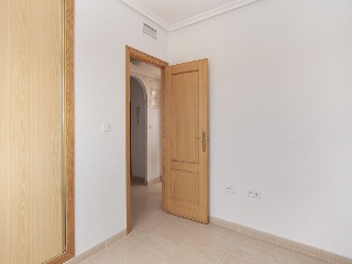 Apartamento con garaje en C/ Nicomedes Gómez 11