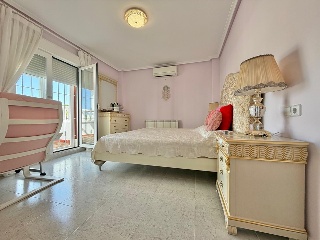 Chalet en Orihuela Costa 28