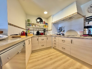 Apartamento con garaje en Torrevieja 12