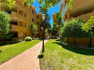 Apartamento con garaje en Torrevieja 46