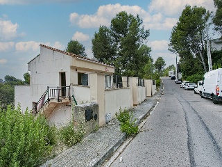 Chalet aislado en C/ Priorat 72