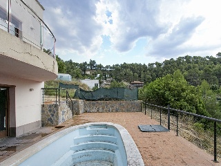 Chalet aislado en C/ Priorat 104