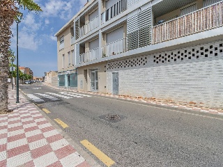 Local comercial en C/ Monzalbarba - La Muela - Zaragoza 6