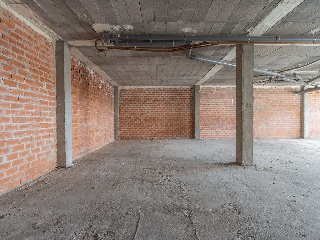 Local comercial en C/ Monzalbarba - La Muela - Zaragoza 21