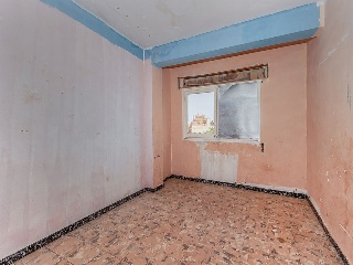 Piso con trastero en C/ Aneto 57