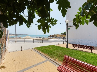 01441-0001 22