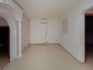 Piso en C/ Llobregat - Esparreguera - Barcelona 14