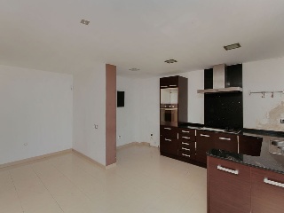 Piso en C/ Llobregat - Esparreguera - Barcelona 16