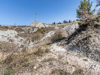 Suelo urbanizable en C/ Autonomía de Aragón 22
