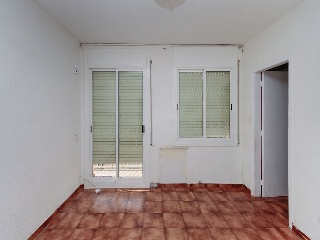 Piso en C/ Illa Sacra - Sabadell - 4