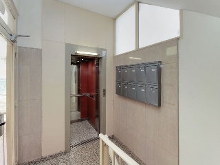 Piso en C/ Illa Sacra - Sabadell - 19