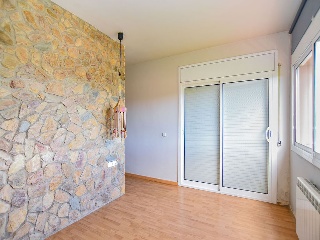 Chalet independiente en C/ Petunia - Vidreres - 28
