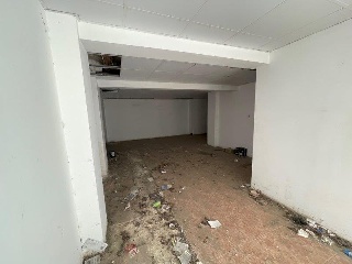 Locales en C/ Cantín y Gamboa Zaragoza 4