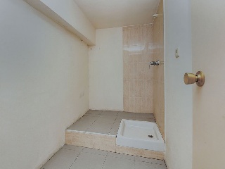 01706-0001 25