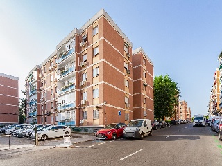Piso en C/ San Lamberto, Madrid 30