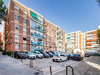 Piso en C/ San Lamberto, Madrid 34