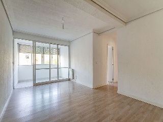 Piso en C/ San Lamberto, Madrid 35