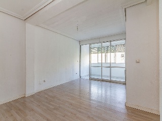 Piso en C/ San Lamberto, Madrid 36