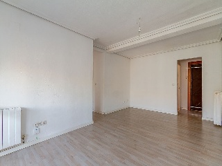 Piso en C/ San Lamberto, Madrid 38