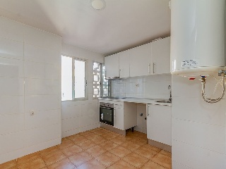 Piso en C/ San Lamberto, Madrid 41