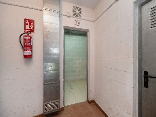 Piso con garaje y trastero en C/ Leopoldo Panero  46