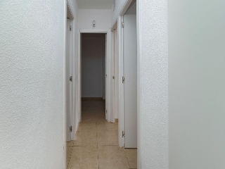 Piso en C/ Profesores Hermanos Muñoz, Alicante 45