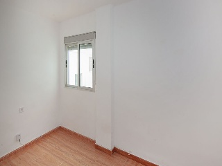 Piso en C/ Virgen de los Desamparados 40