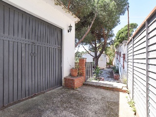 Chalet aislado en Carrer Matagalls 19