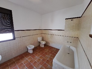 Casa adosada en Higuera de la Sierra - Huelva - 15