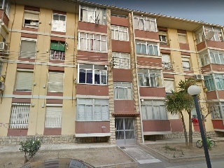 Piso en venta en Huesca de 51  m²