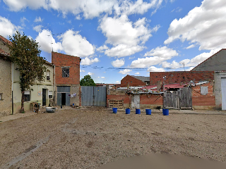 Calle Medio 3