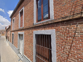 Piso en venta en Madrigal De Las Altas Torres de 139  m²