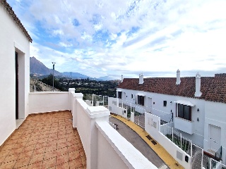 Doña Julia 76