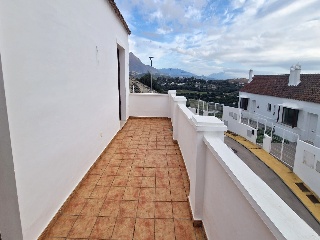Doña Julia 77