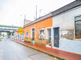 Casa en C/ Orilla de la via  7