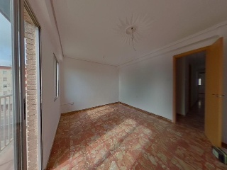 Piso en C/ Río Cenia 3