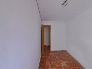 Piso en C/ Río Cenia 9