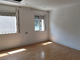 Piso en C/ Doctor Ferrán 4