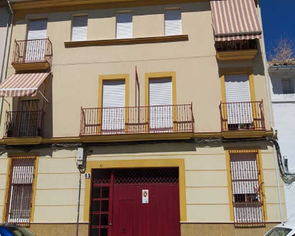 Piso, garaje y trastero en C/ General Alaminos, Lucena (Córdoba)