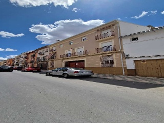 Piso, garaje y trastero en C/ General Alaminos, Lucena (Córdoba) 3