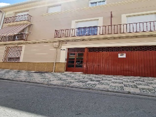 Piso, garaje y trastero en C/ General Alaminos, Lucena (Córdoba) 5