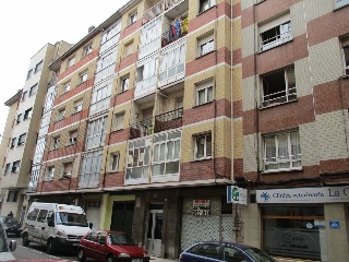 Piso en venta en Gijón de 84  m²