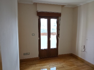 Piso en C/ Grupo Serantes 5
