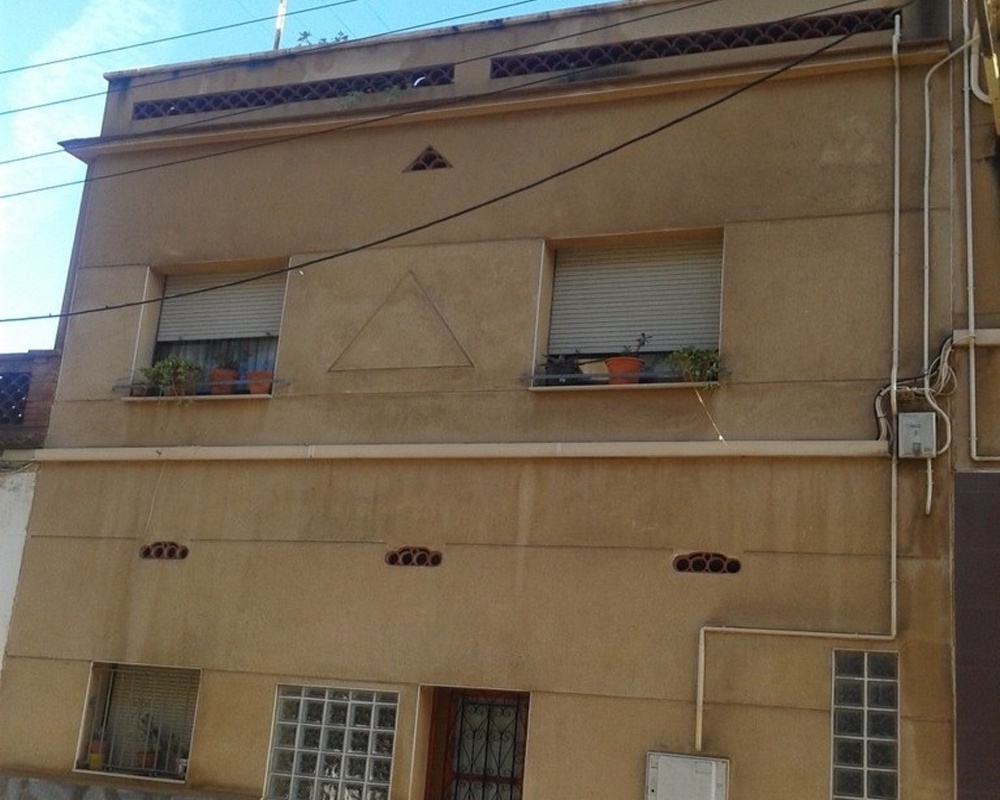 Casa adosada en C/ Sant Pere Romani