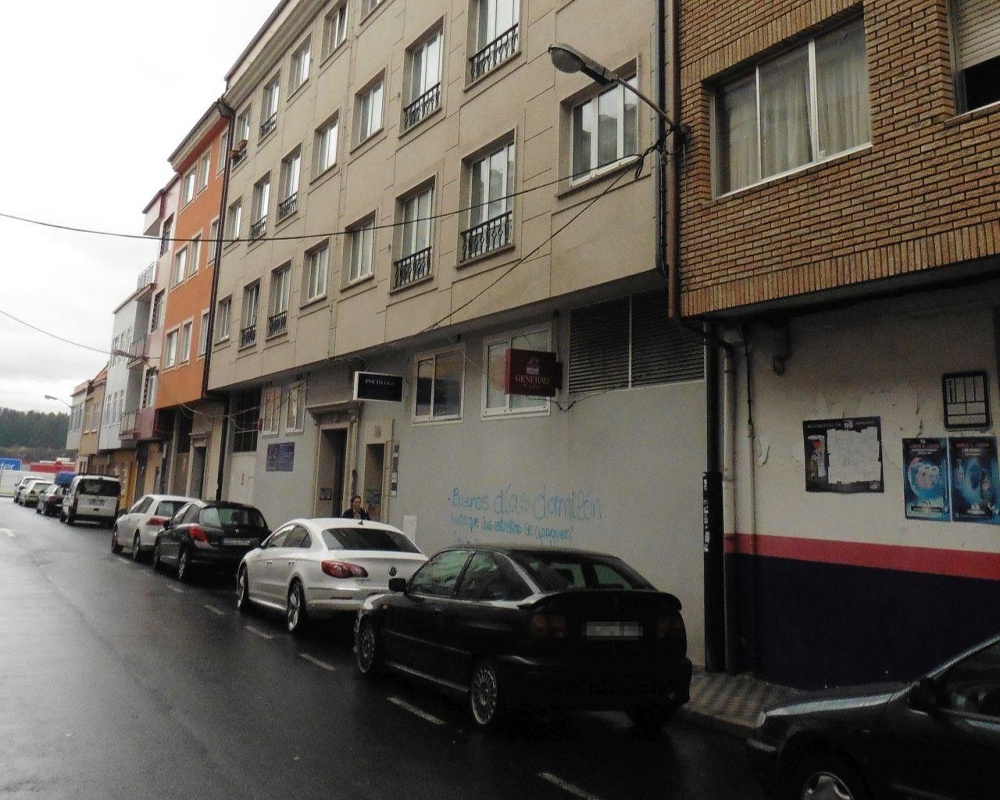Local en Av Cataluña