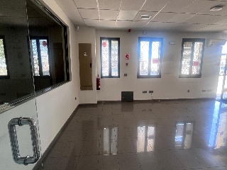 Nave industrial en Av Castilla 20